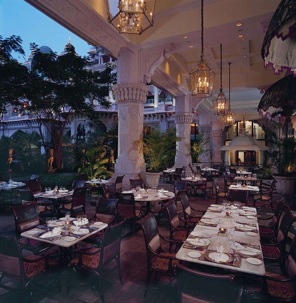 The Leela Palace Bengaluru Hotel Restaurant photo